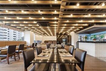 Golden Tulip Mandison Suites