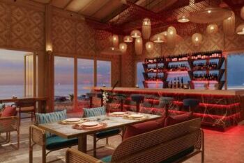  OUTRIGGER Phi Phi Island Resort
