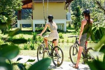 Lost Horizon Resort Khao Sok