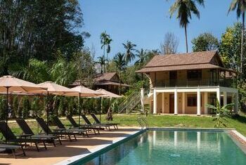Lost Horizon Resort Khao Sok