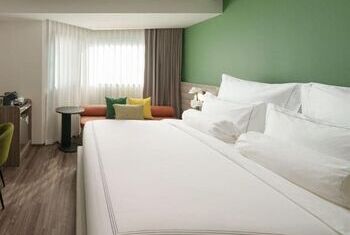 The Akyra Bangkok 11 