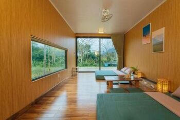 Blue Diamond Retreat