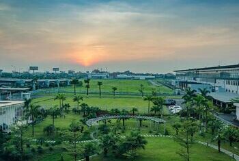 Fiorus Airport Hotel