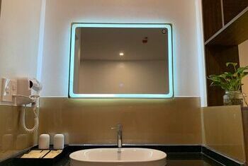 Fiorus Airport Hotel
