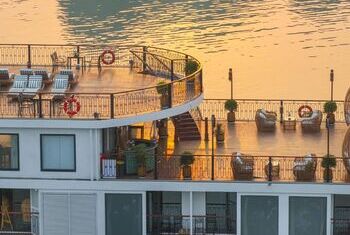 Indochine Grand Lan Ha Bay