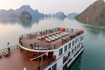 Indochine Grand Lan Ha Bay