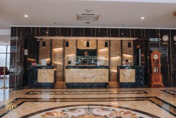 Phoenix Hotel 