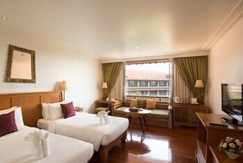 The Imperial River House Resort