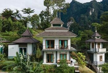 Magical Mountain View Resort
