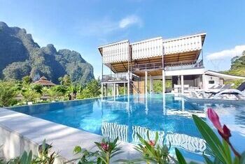 Magical Mountain View Resort