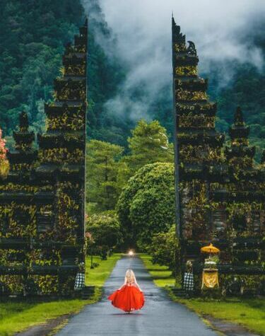 Balinese Love Story 