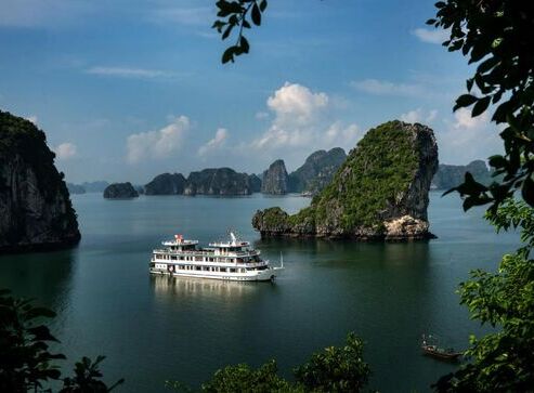 Swan Cruises Halong