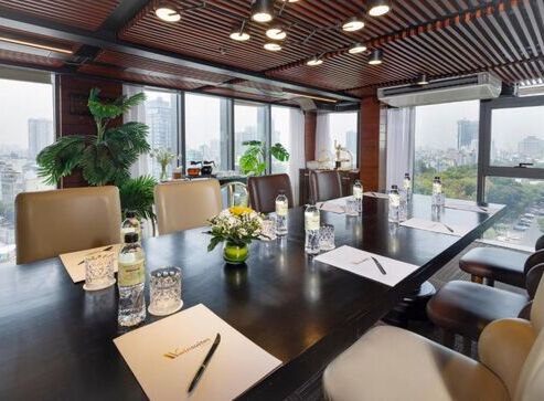 Winsuites Saigon Hotel