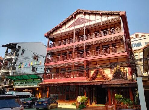 Chanthapanya Hotel