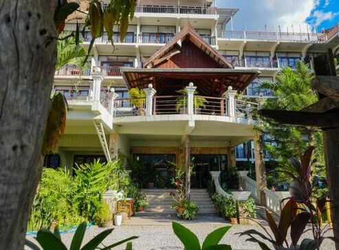 Silver Naga Hotel