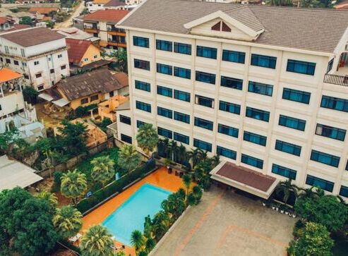 Sisombat Plaza Hotel