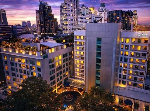 Radisson Suites Bangkok Sukhumvit