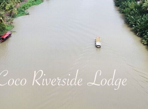 Coco Riverside Lodge