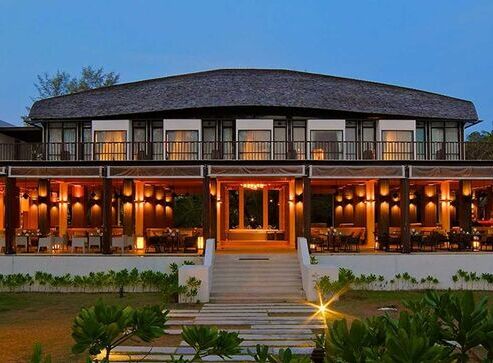 TWIN LOTUS RESORT AND SPA