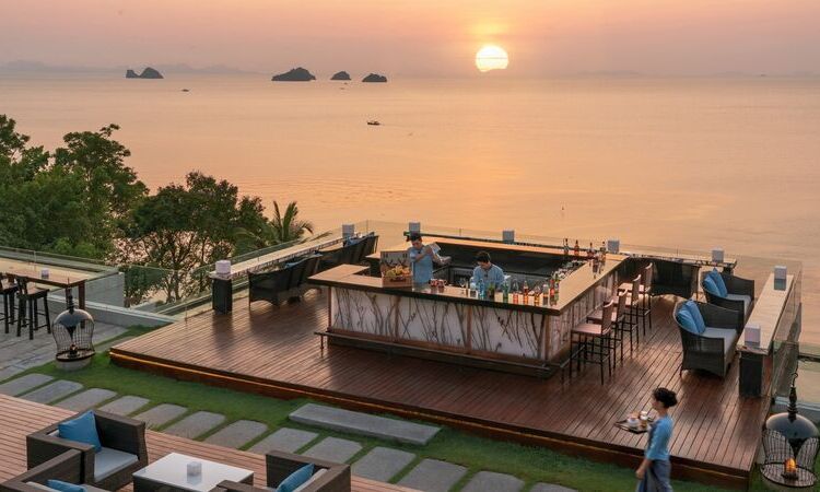 15 beste Bars mit erstaunlichen Ausblicken in Thailand