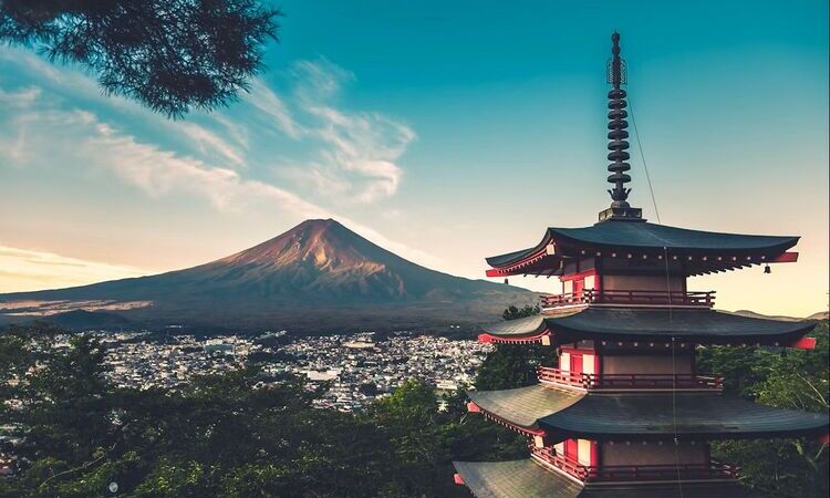 Mount Fuji Experience: Best Ways to See Japan’s Most Iconic Peak  