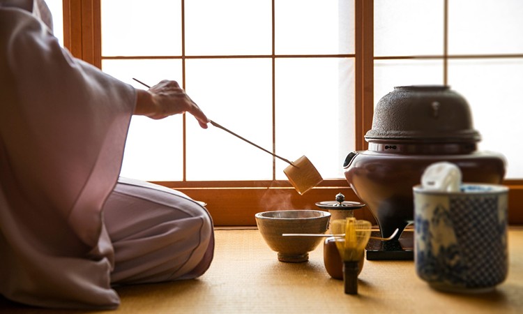 Discover the Art of Tea