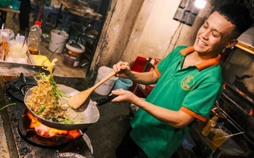 Eating Street Food in Vietnam: Small Safety Tips That Actually Matter