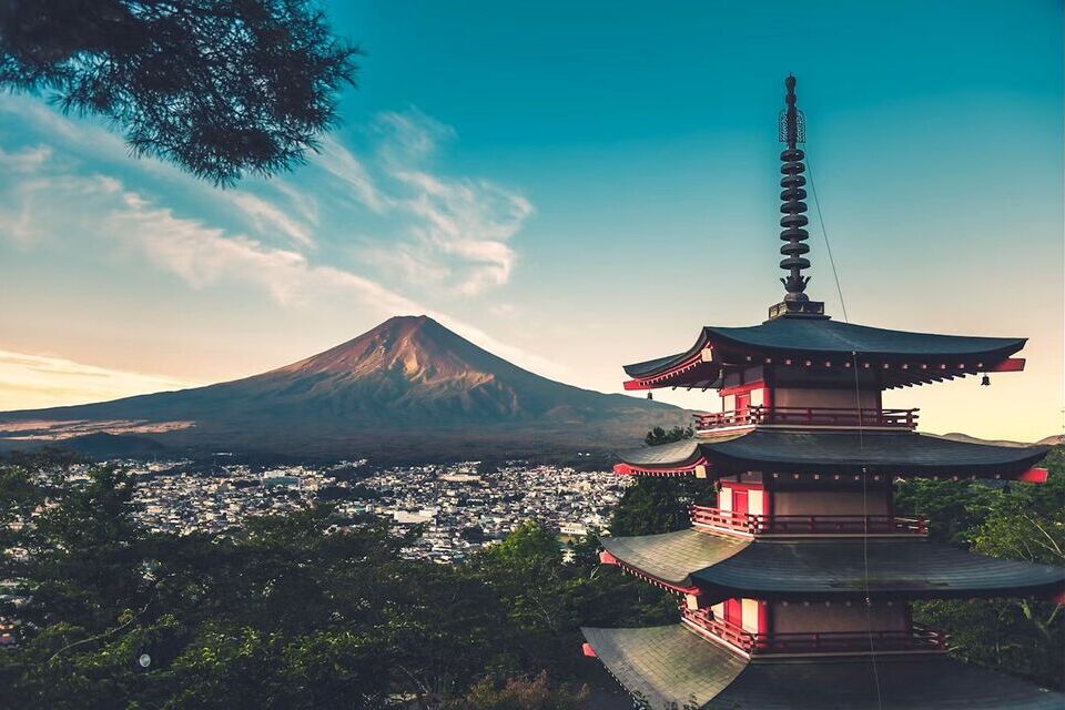 Mount Fuji Experience: Best Ways to See Japan’s Most Iconic Peak  